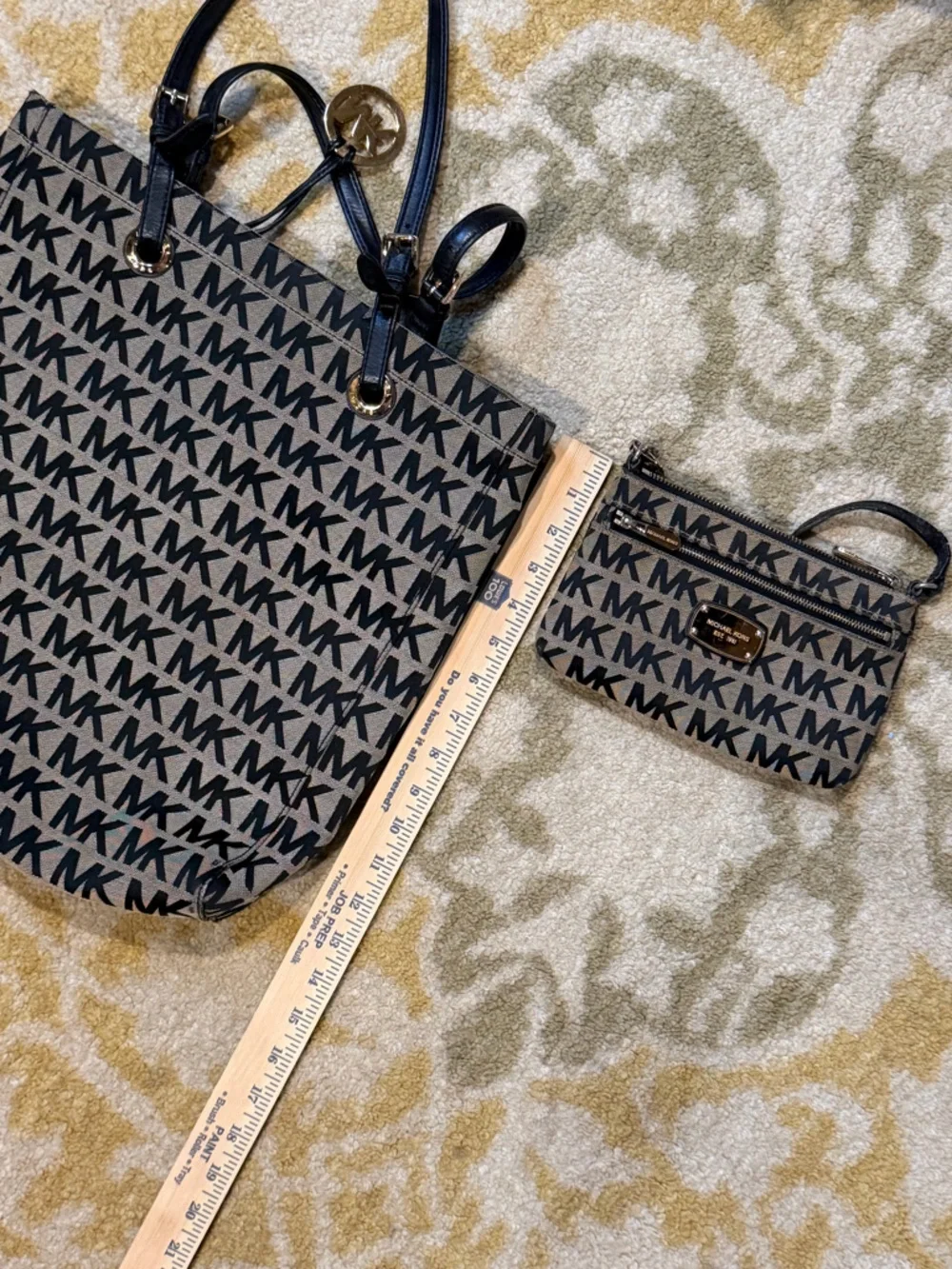Michael Kors Black Logo & Beige/Tan Tote with Gold Accent and Matching Wristlet - Picture 15 of 16